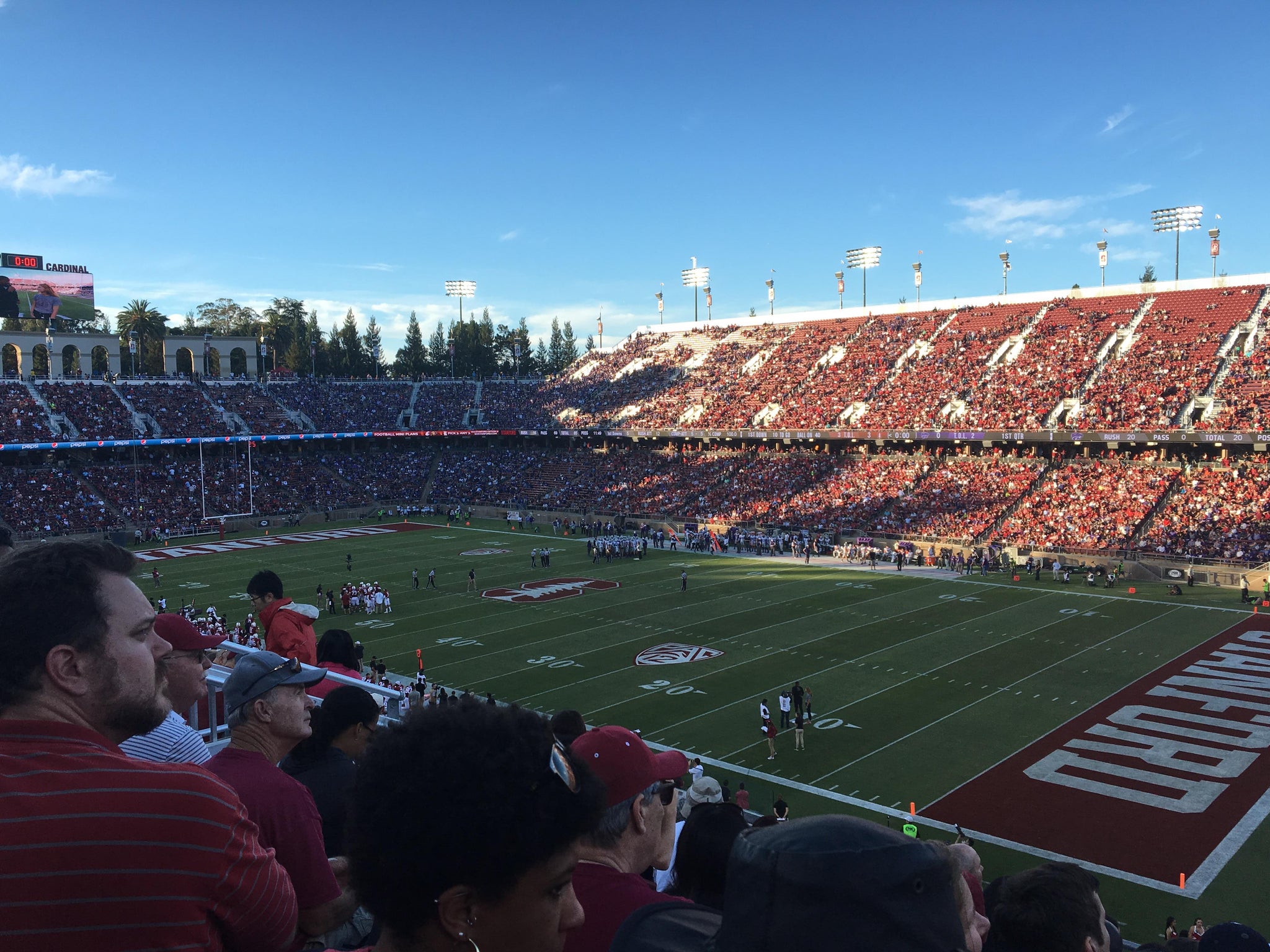 Vue réelle des fans prise de la Section 208 au site Stanford Stadium par Steve R