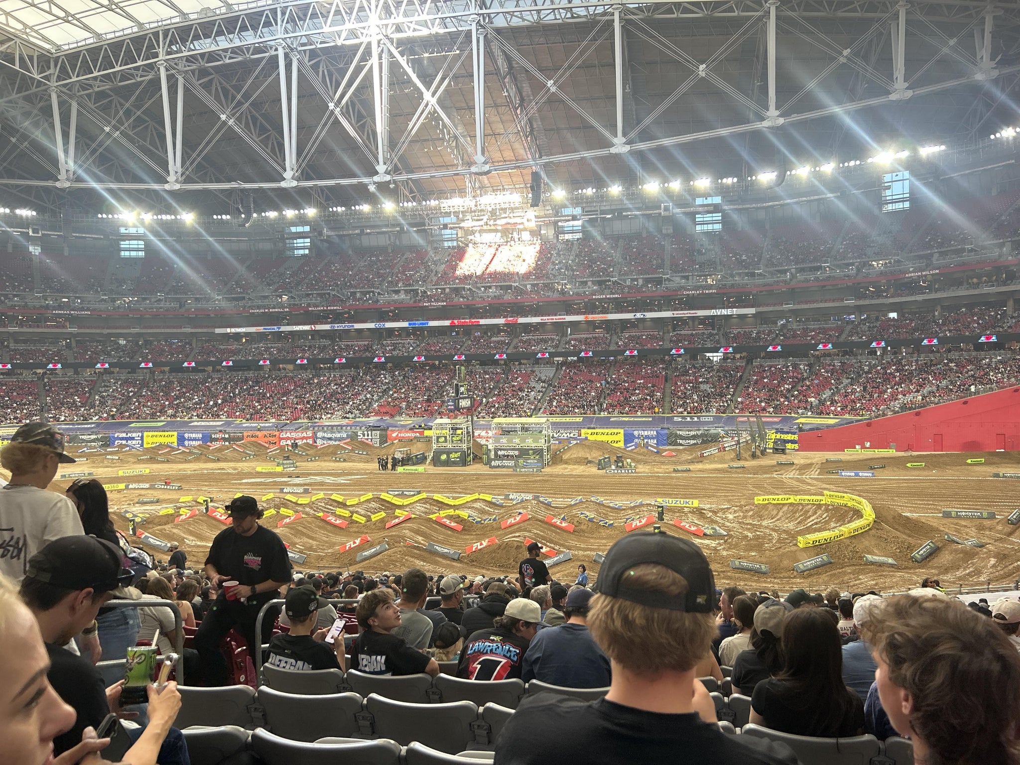 Real Fan View taken from Section 104 at State Farm Stadium by Yuki T