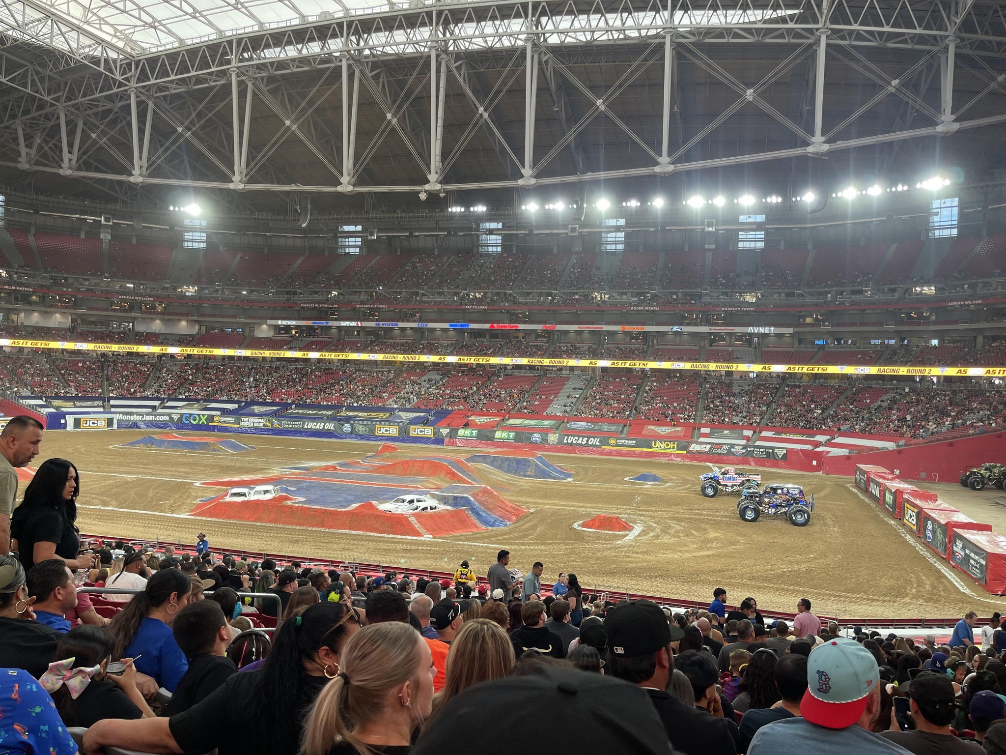 Real Fan View taken from Section 104 at State Farm Stadium by Luis V