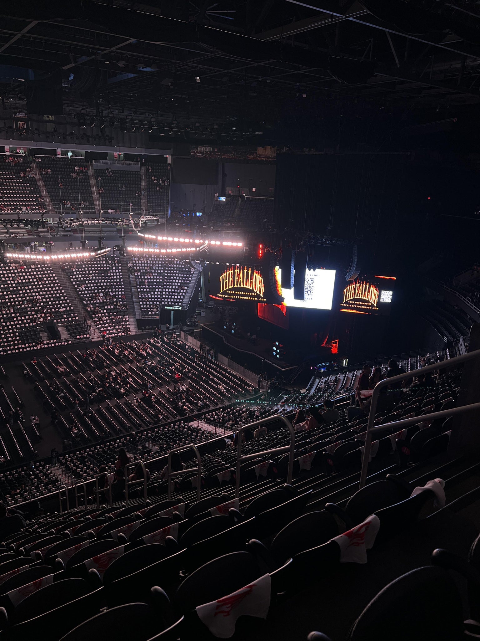 Vue réelle des fans prise de la Section 222 au site T-Mobile Arena par Brian S