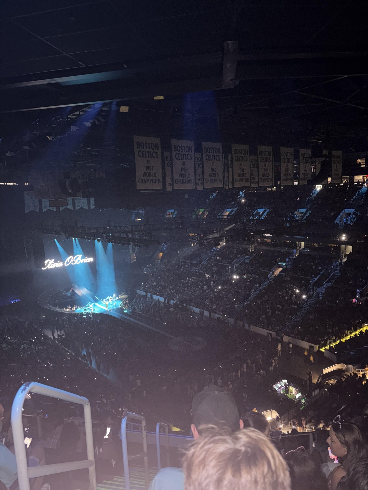 Vue réelle des fans prise de la Balcony 311 au site TD Garden par Jody V