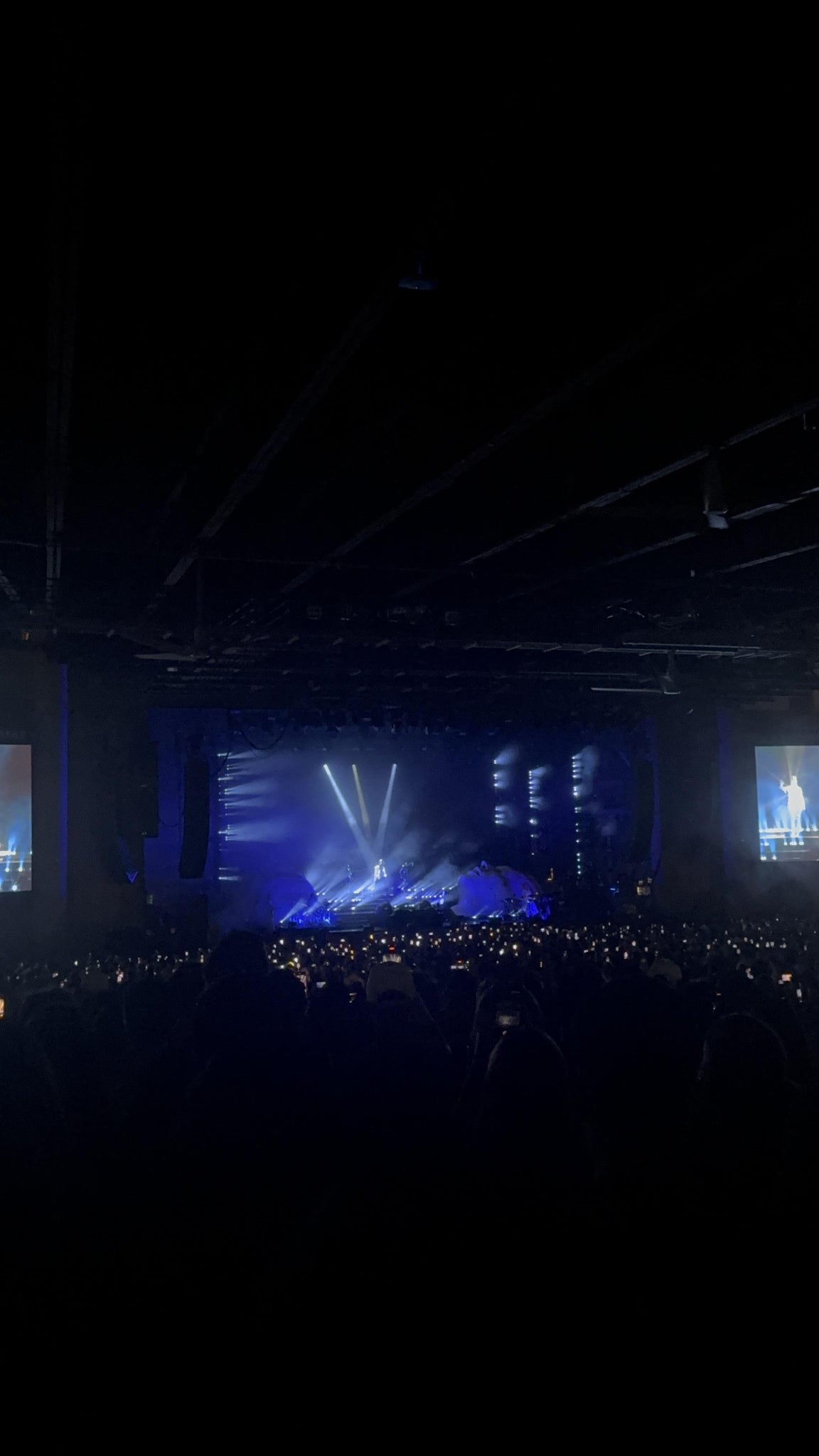 Real Fan View taken from Section 204 at Talking Stick Resort Amphitheatre by Ava S