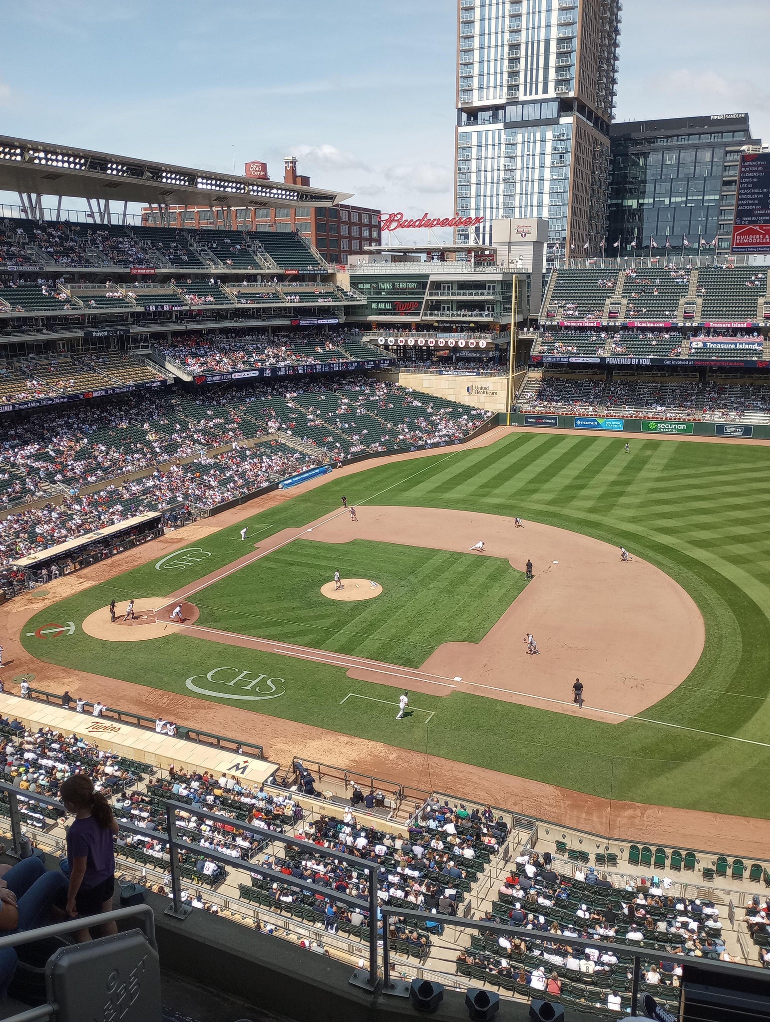 Real Fan View taken from Section 207 at Target Field by Jareb B