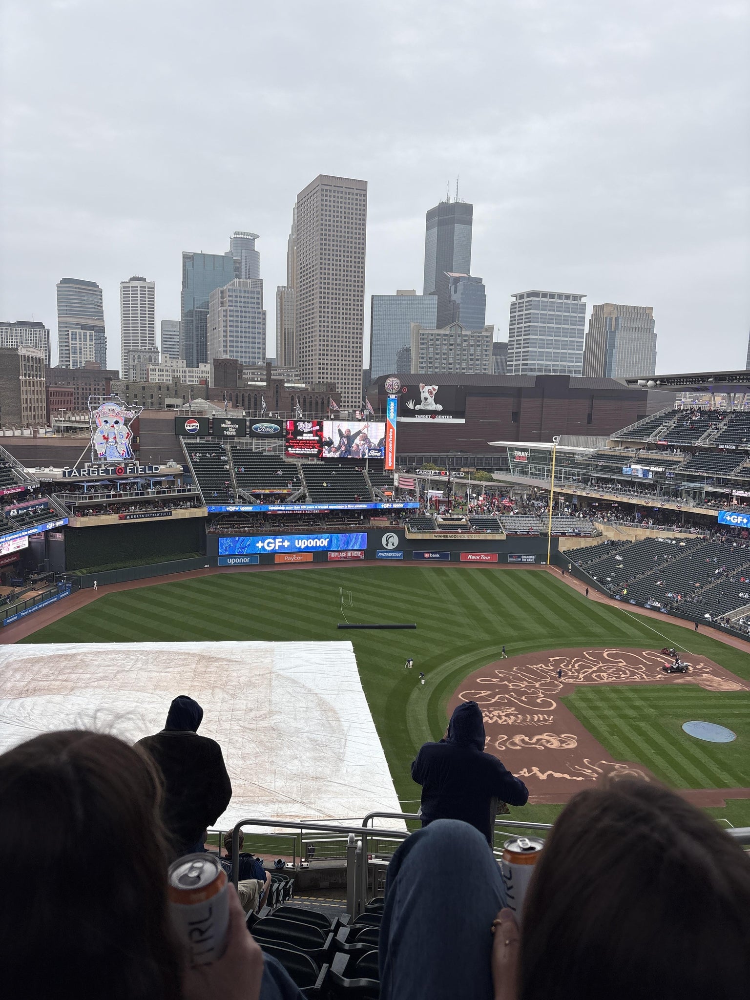 Vue réelle des fans prise de la Section 231 au site Target Field par Palmer O