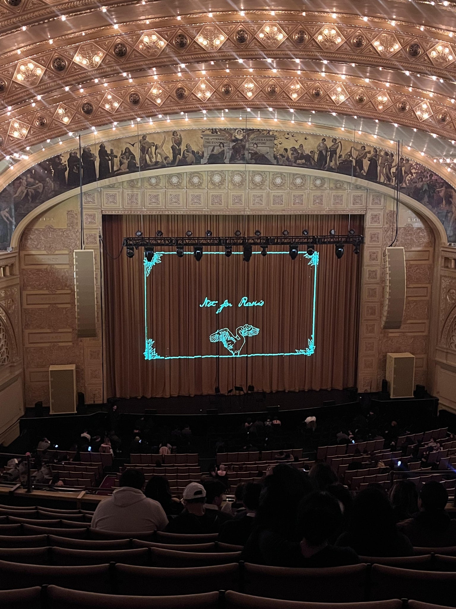Vue réelle des fans prise de la Balcony Middle Center Left au site The Auditorium Theatre - Chicago par Brittany N