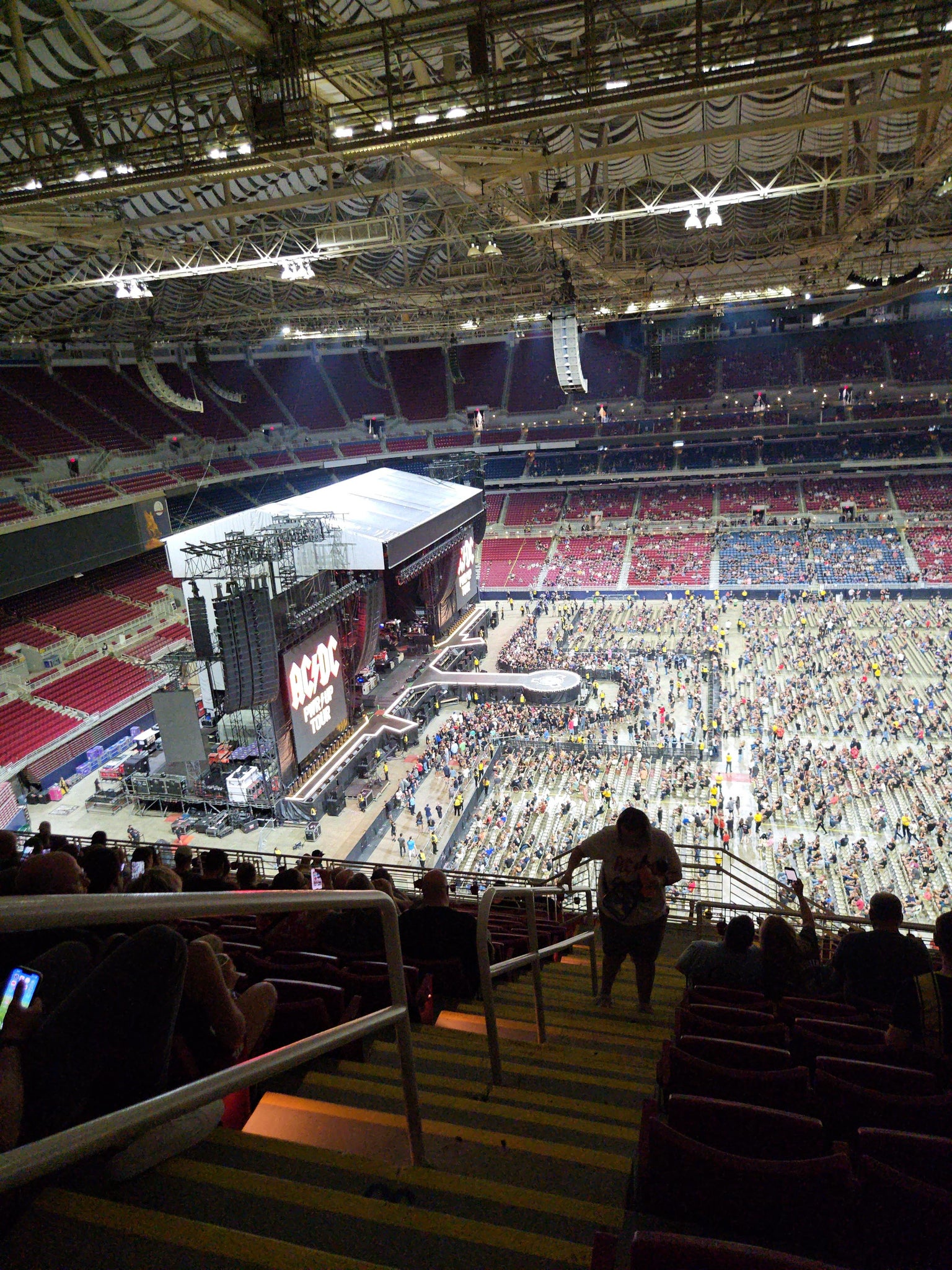 Vue réelle des fans prise de la Section 441 au site The Dome at America's Center par Marc T
