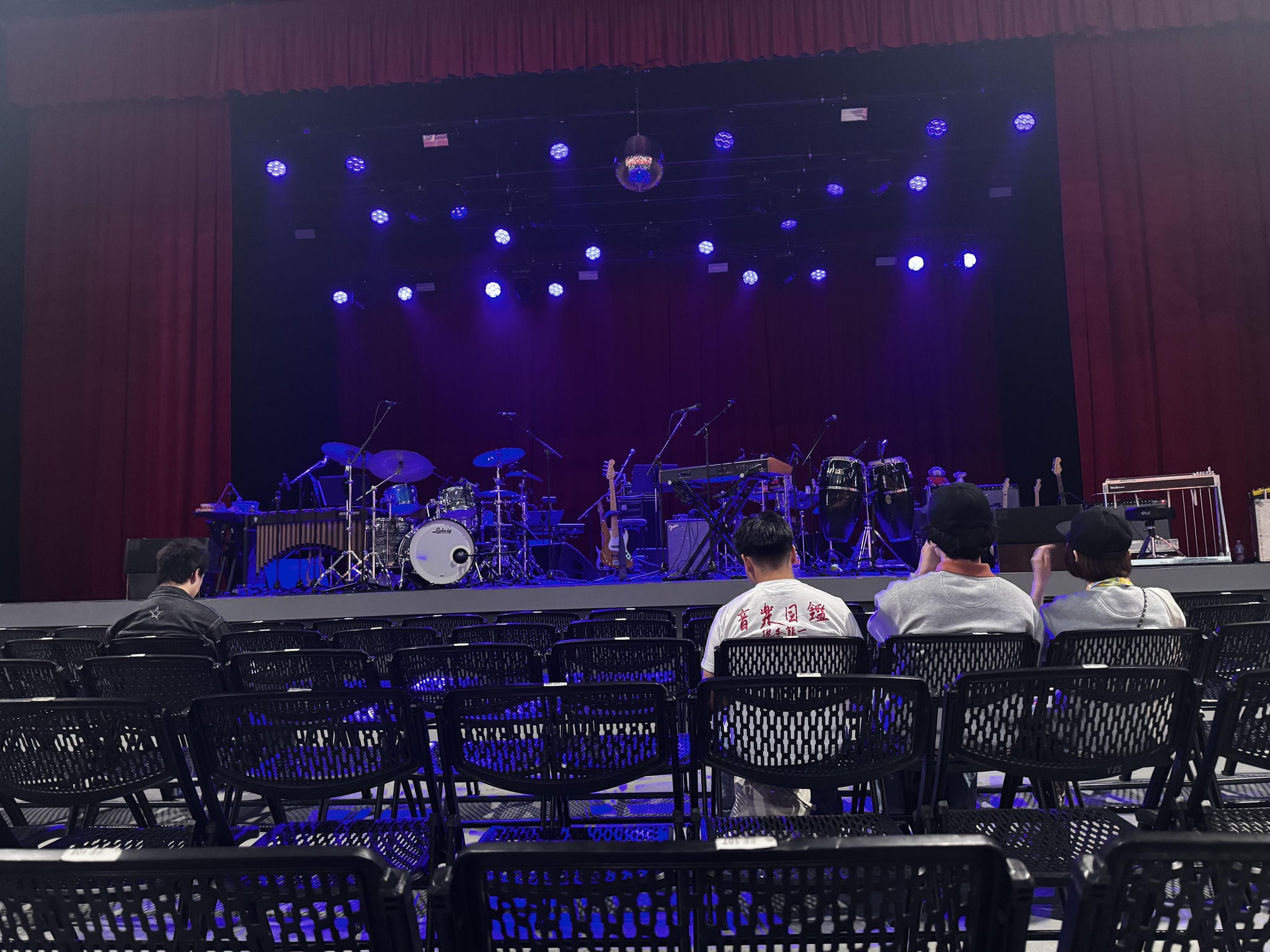 Real Fan View taken from Section PIT at The Greek Theatre - Los Angeles by Anmol P