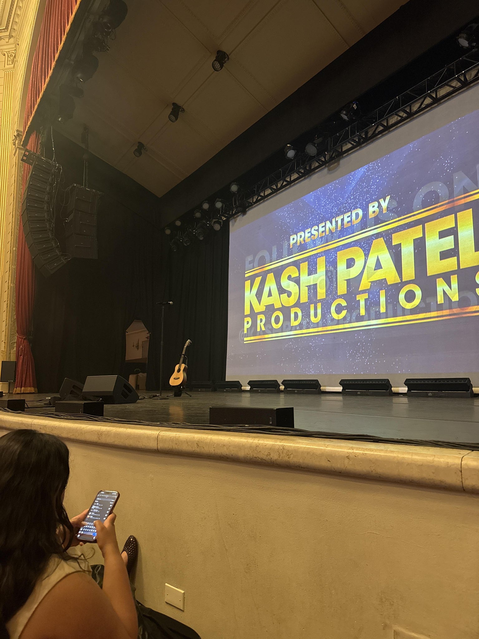 Real Fan View taken from Orchestra at The Town Hall - New York by Hamza N