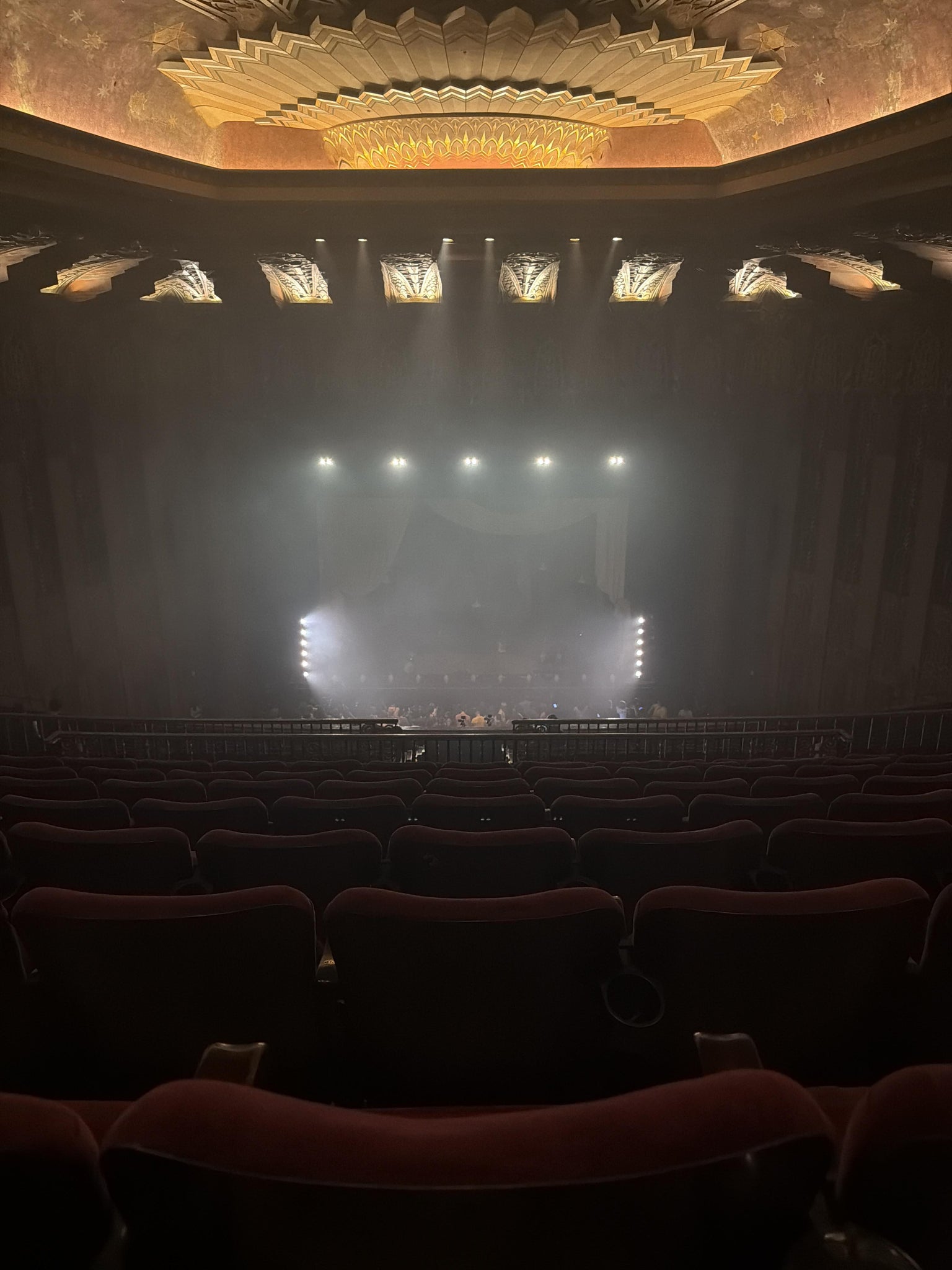 Vue réelle des fans prise de la Mezzanine au site The Wiltern par Lucas P