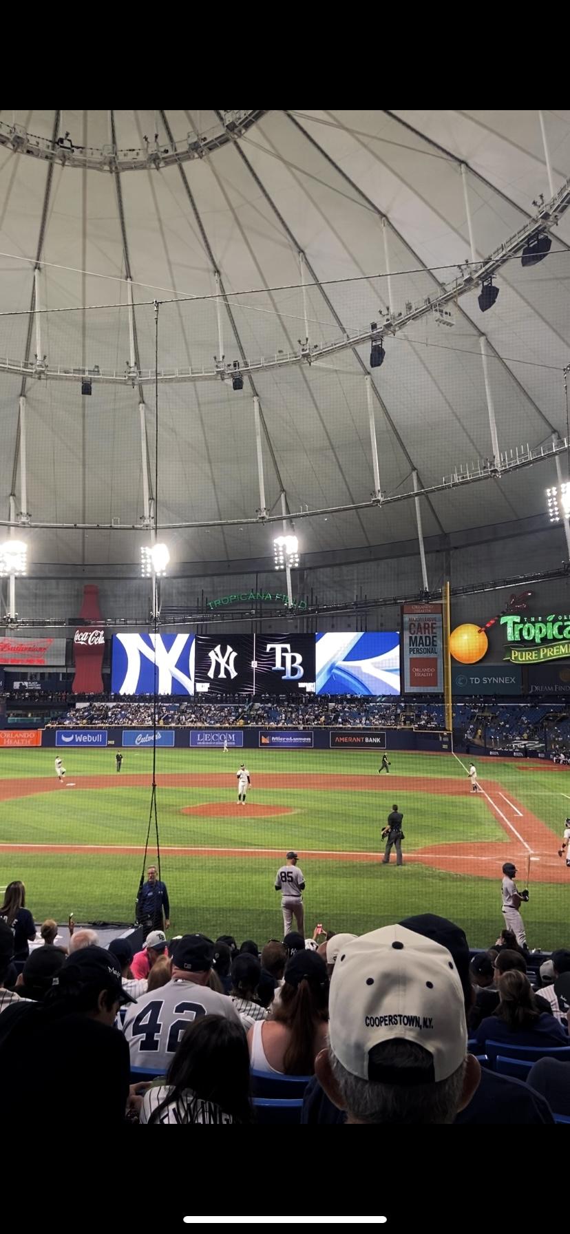 Vue réelle des fans prise de la Section 109 au site Tropicana Field par Aleyah L