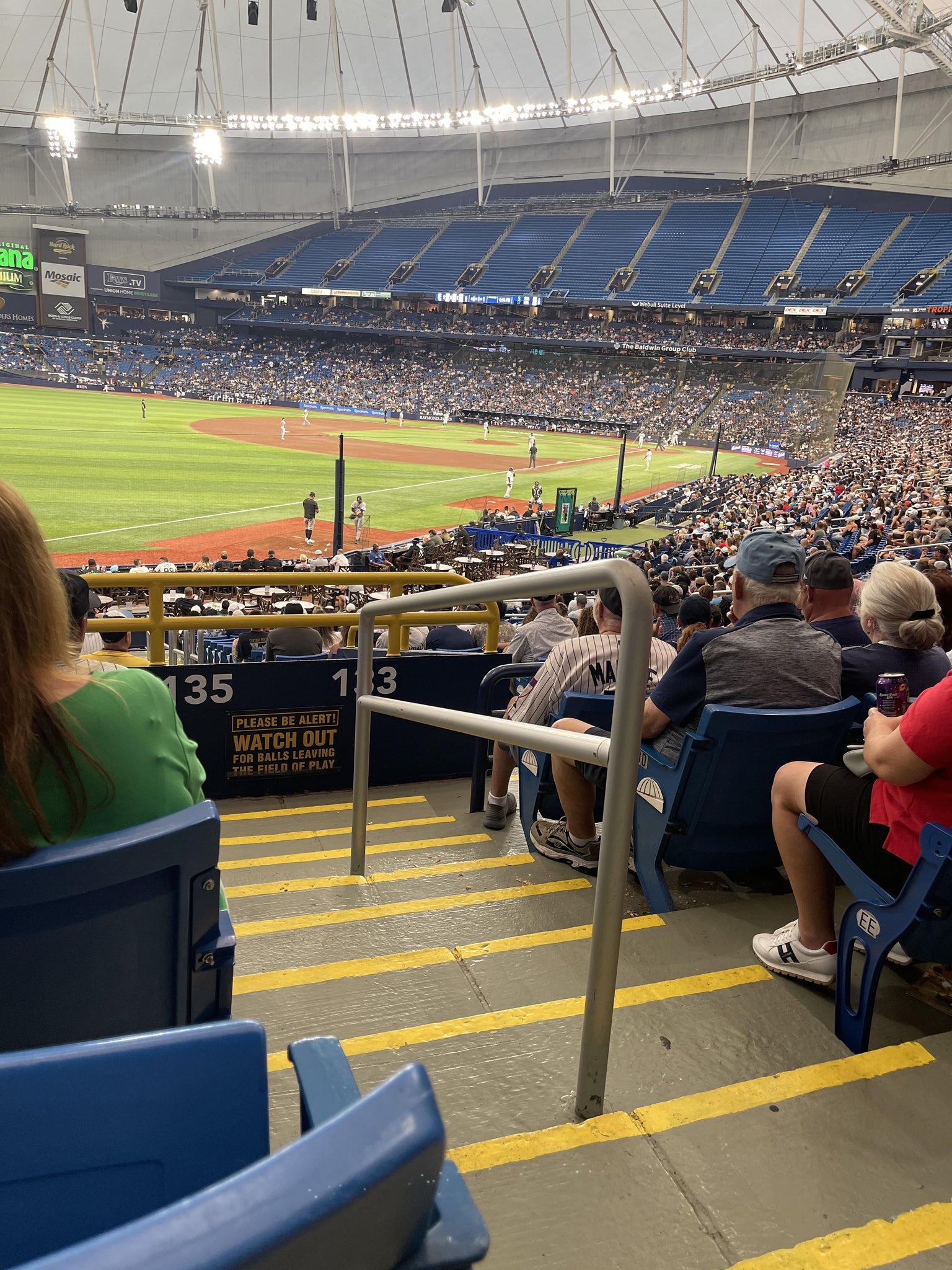 Vue réelle des fans prise de la Section 135 au site Tropicana Field par Brian T