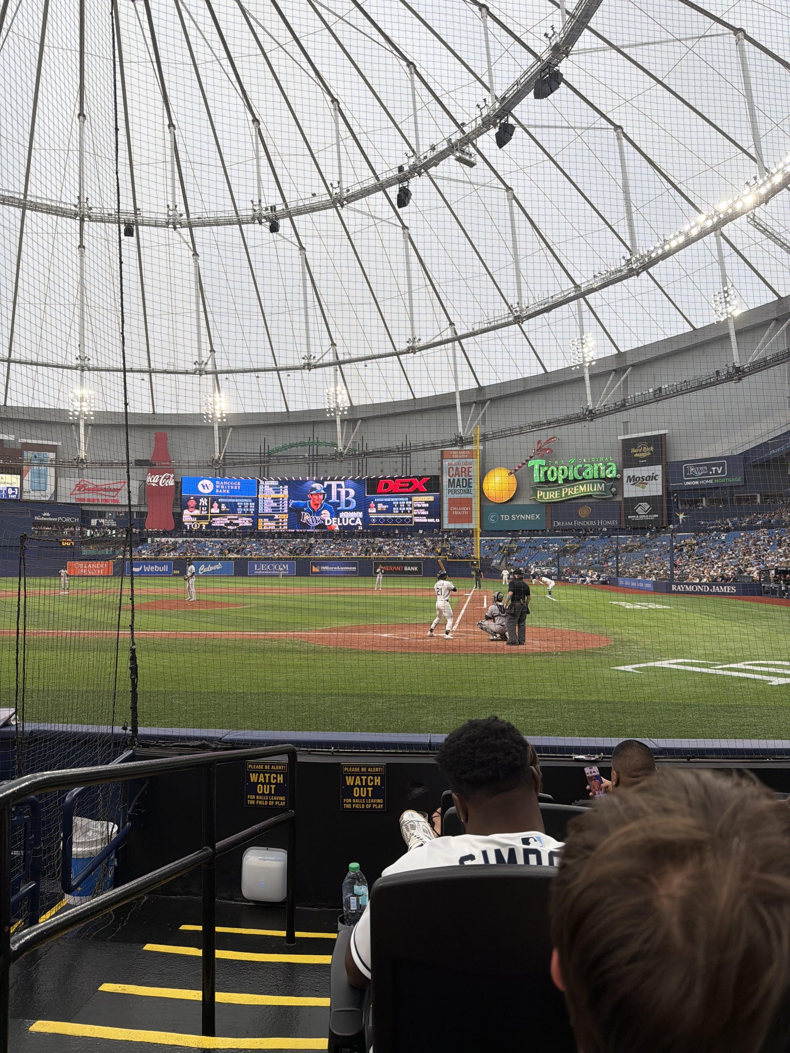 Vue réelle des fans prise de la Home Plate Club 107 au site Tropicana Field par Jon S