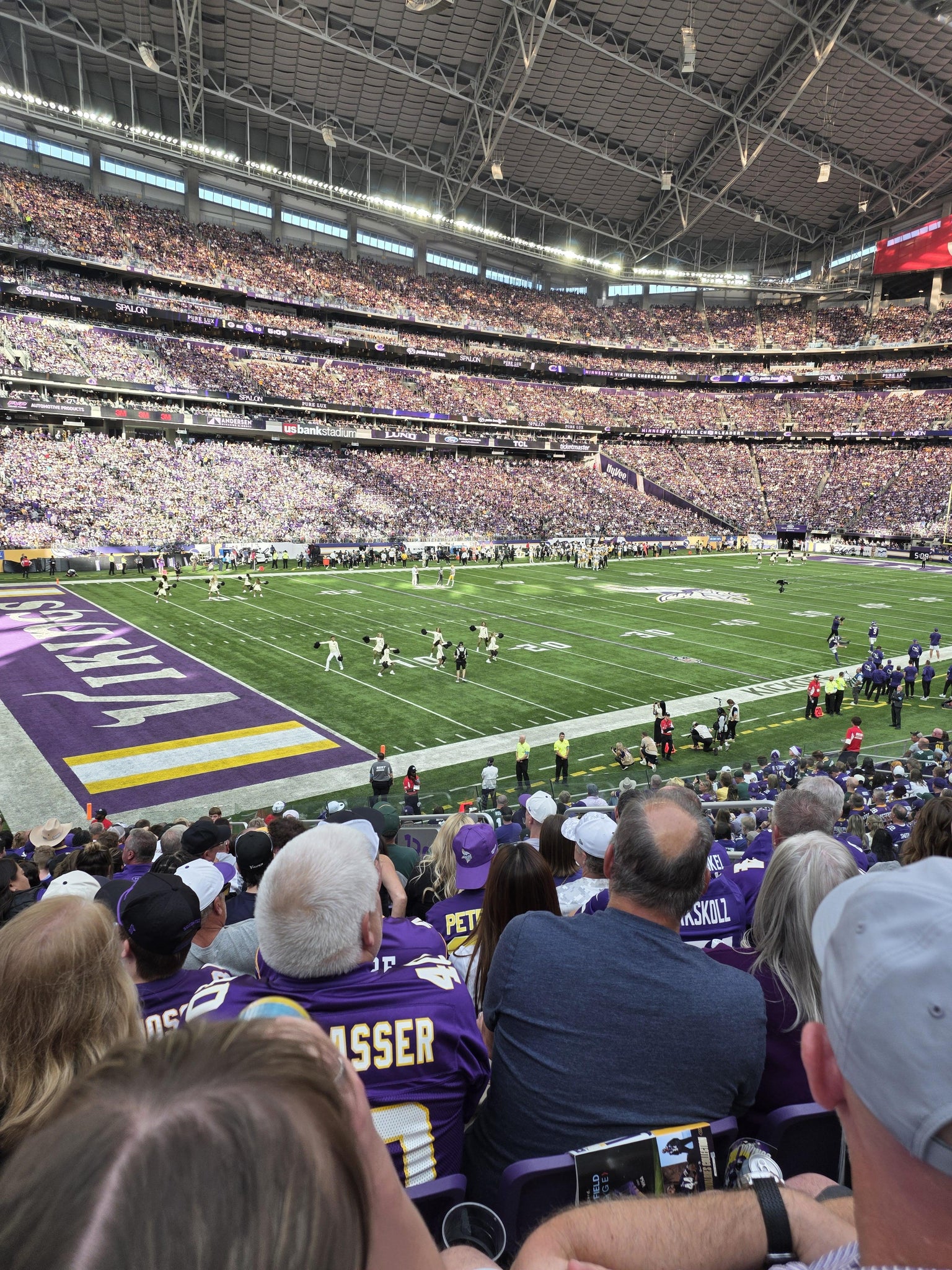 Vue réelle des fans prise de la Section 136 au site U.S. Bank Stadium par Anonymous User
