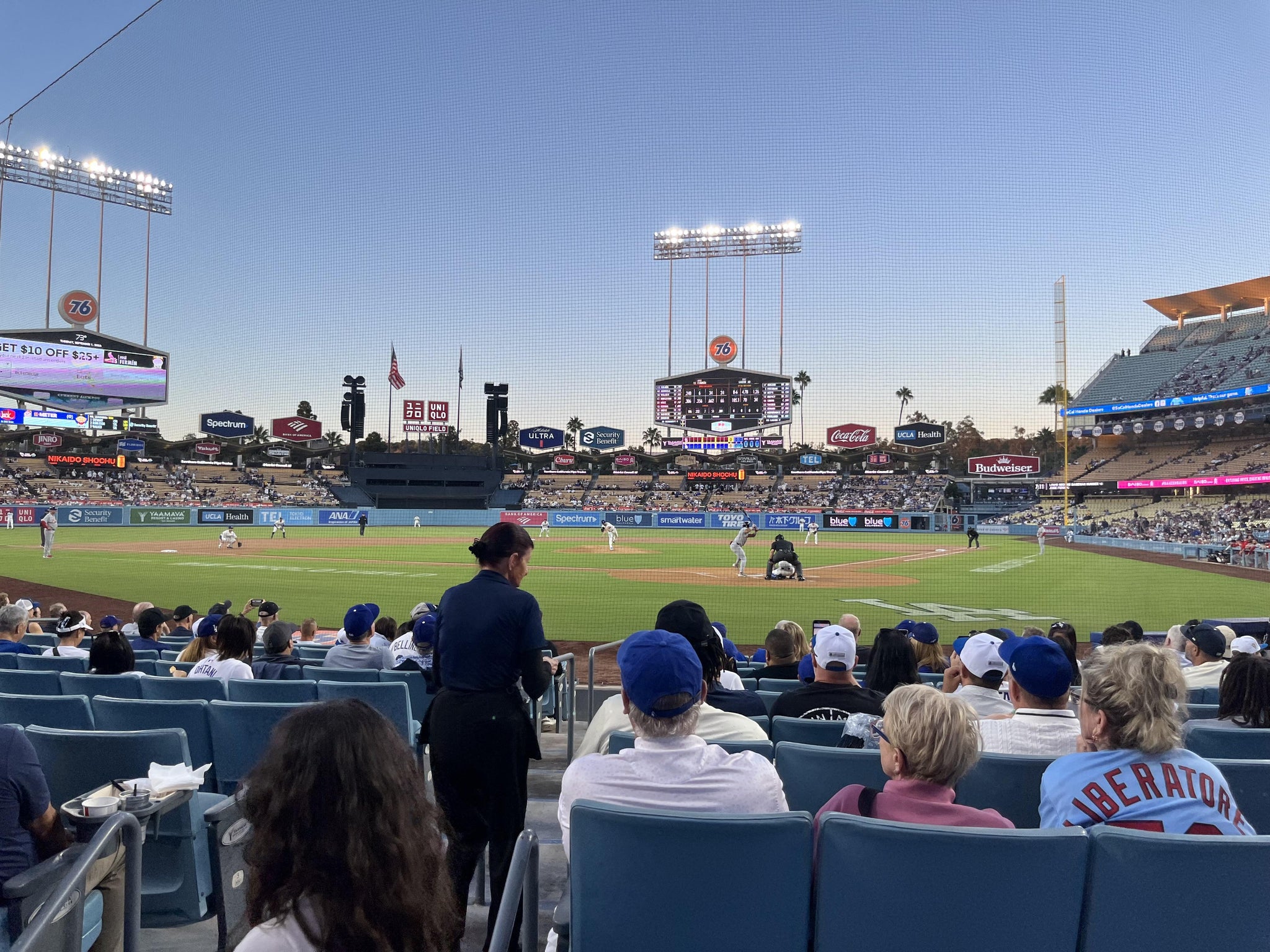 UNIQLO Field at Dodger Stadium - Section 5 Fd Seat View | SeatGeek