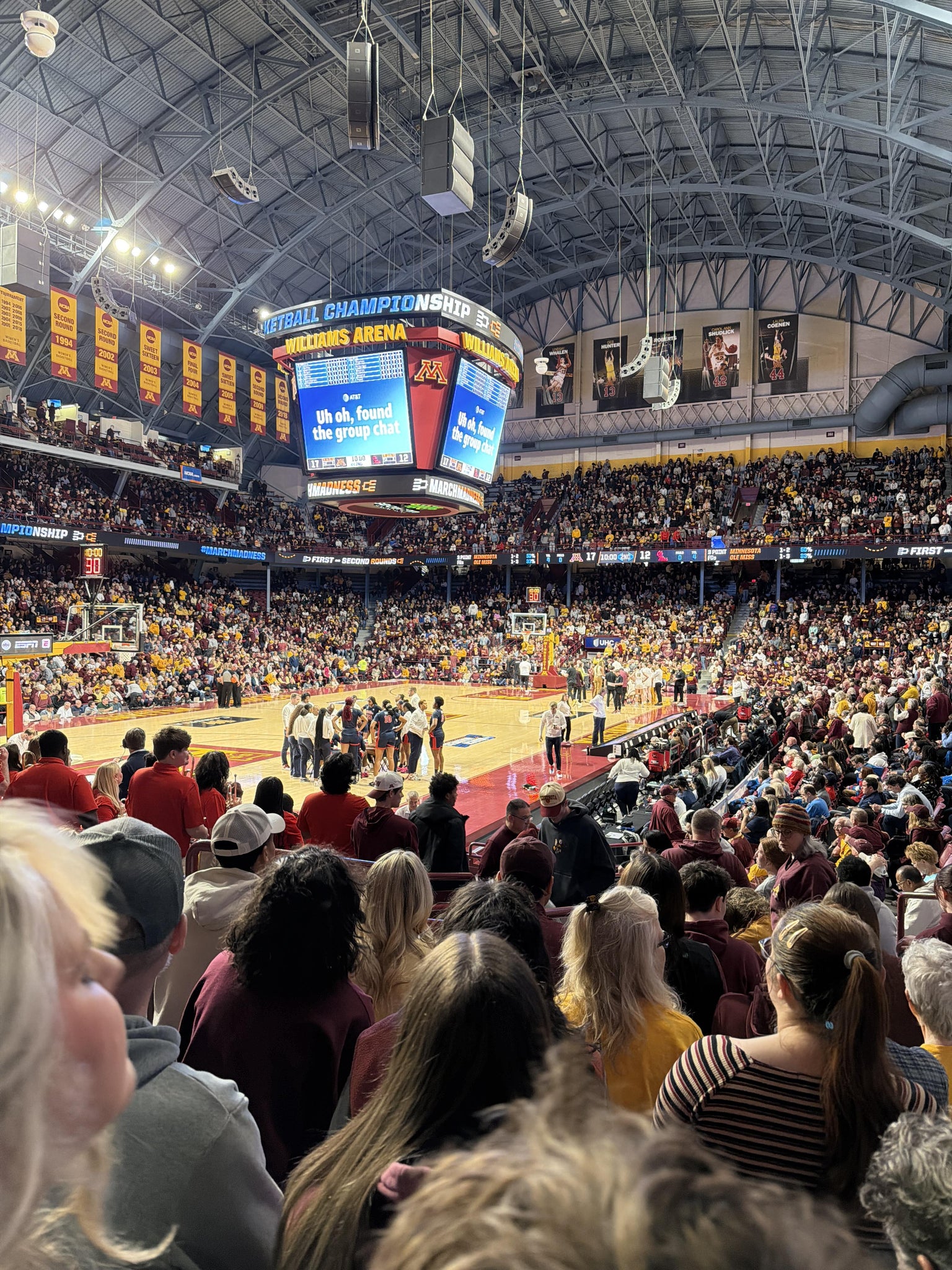 Vue réelle des fans prise de la Section 110 au site Williams Arena par Alex T