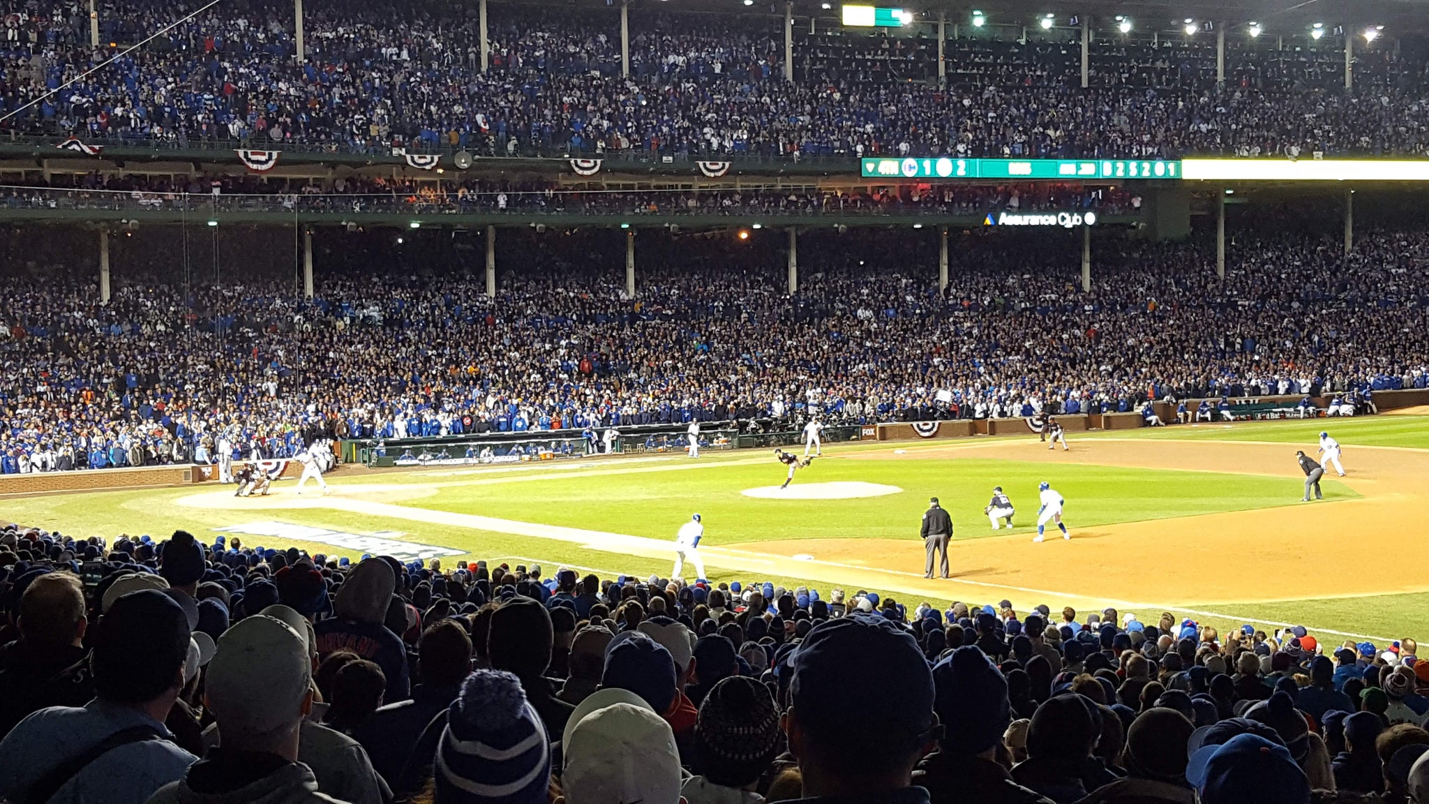 Vue réelle des fans prise de la Section 228 au site Wrigley Field par Monte W