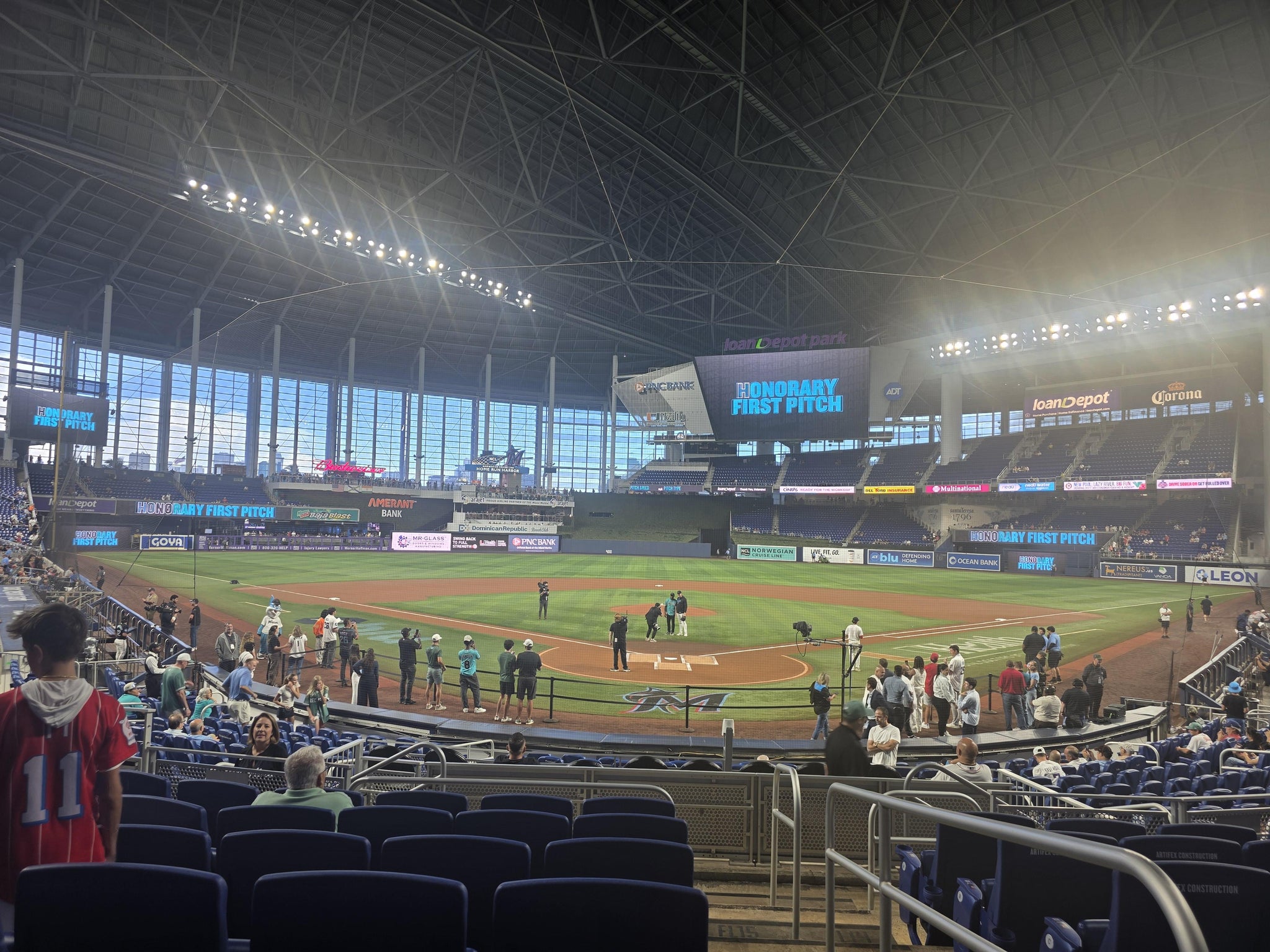 Real Fan View taken from Home Plate Box 15 at loanDepot park by Antonio gracia J